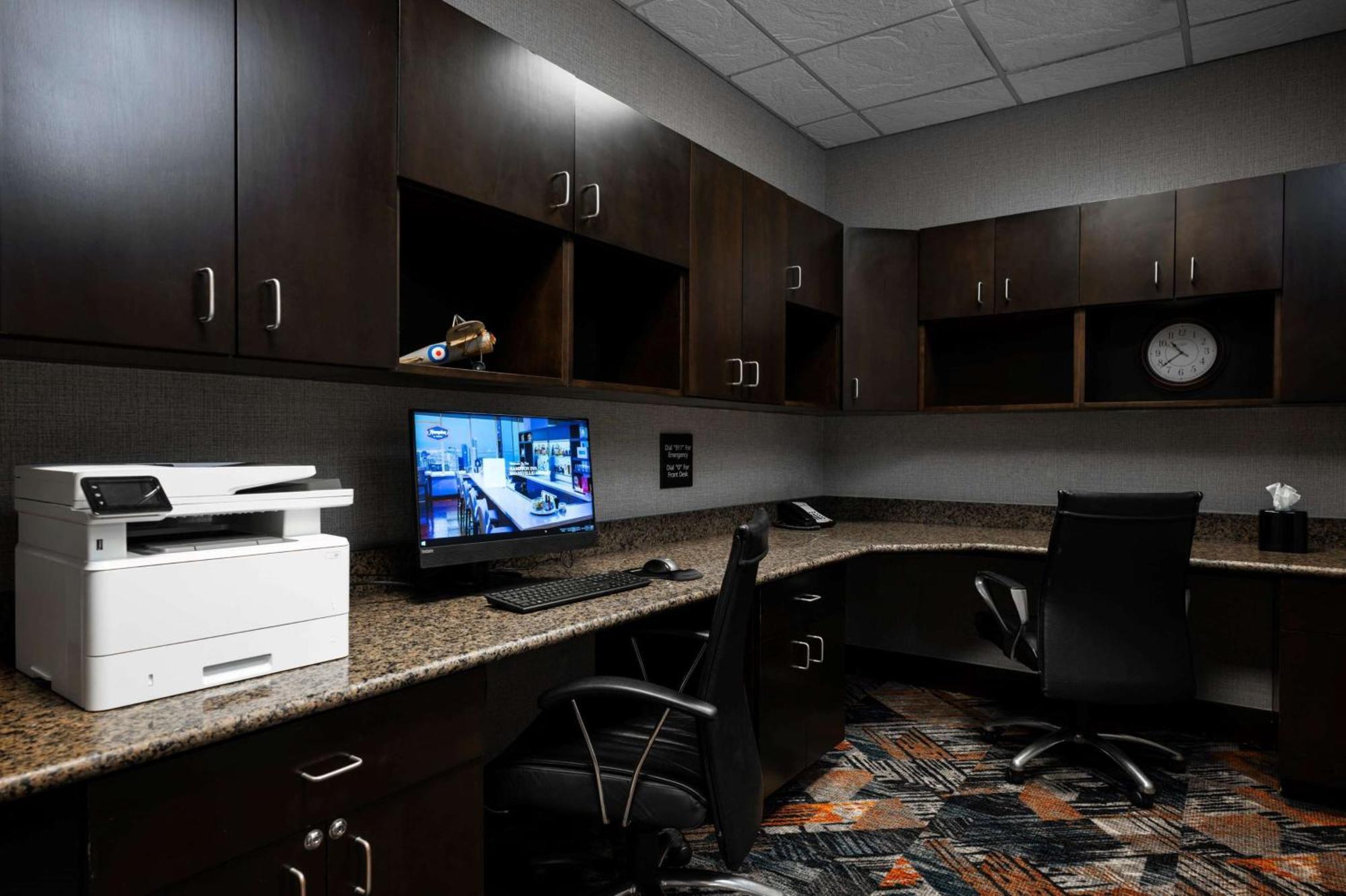 Hampton Inn Evansville Airport Екстериор снимка