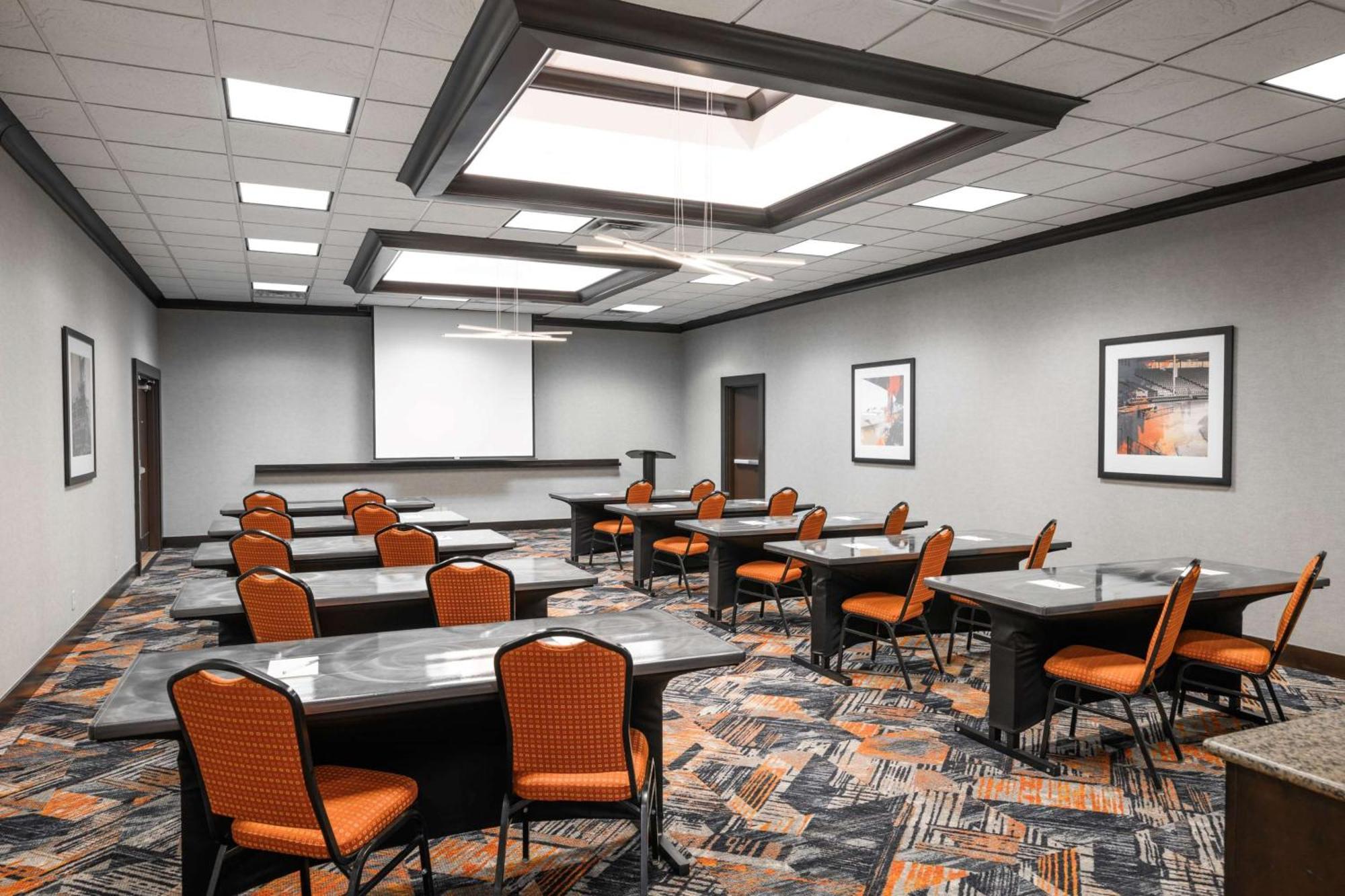 Hampton Inn Evansville Airport Екстериор снимка